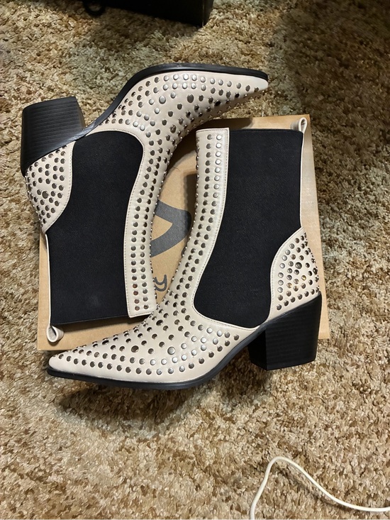Dirty Laundry Shoes - Dirty Laundry White Studded Pointed Chelsea Booties